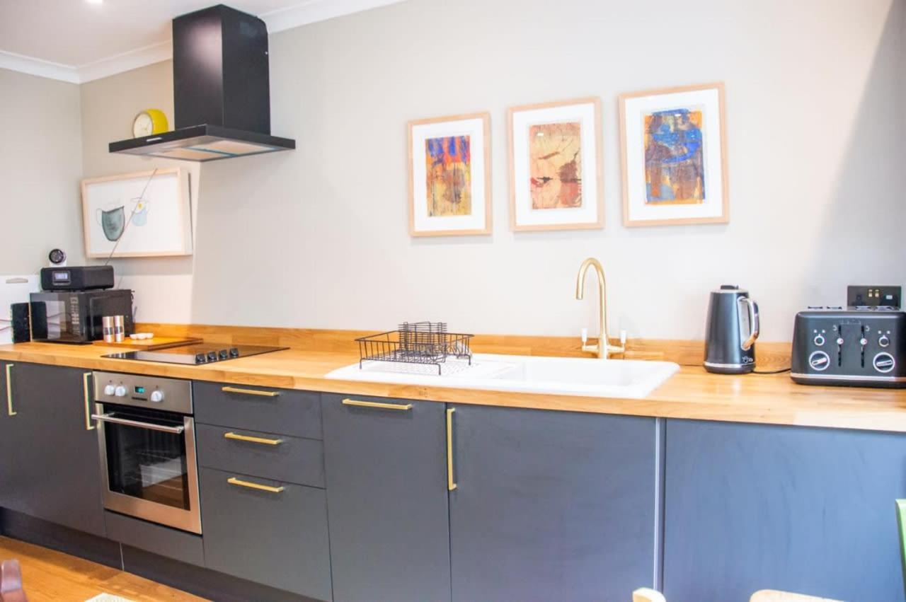 Unique 2 Bed In The Heart Of Bath With Parking Apartamento Exterior foto